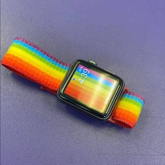 APPLE WATCH SERIES 3